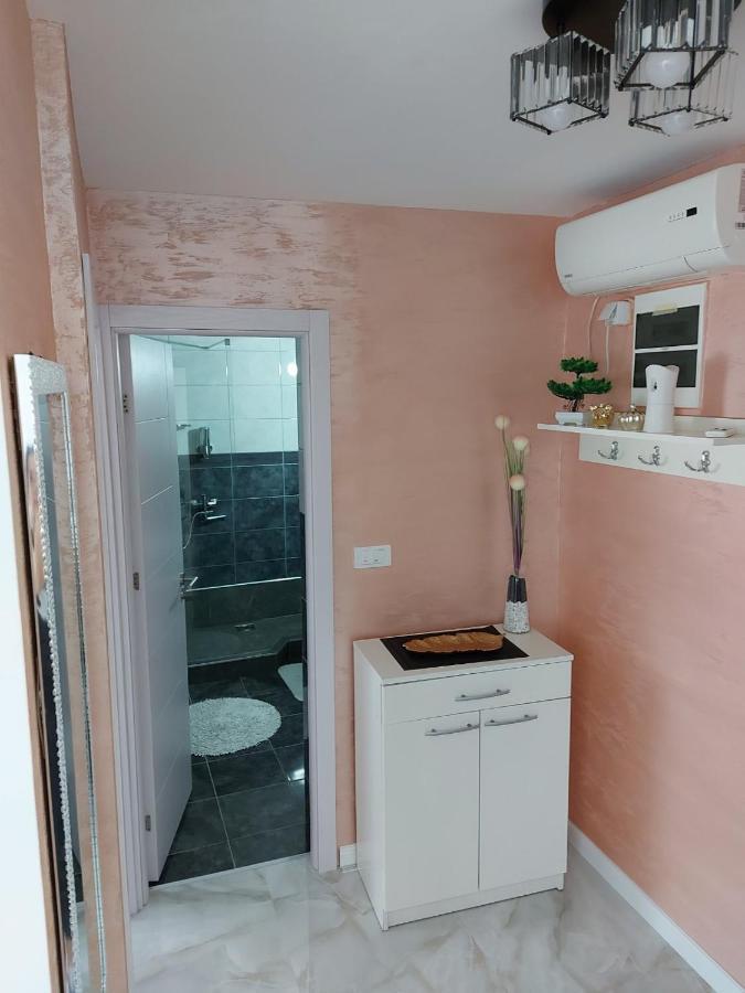 Apartman Star Lux Kula Eksteriør bilde