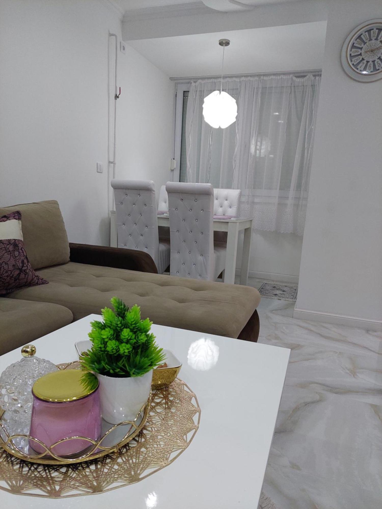 Apartman Star Lux Kula Eksteriør bilde